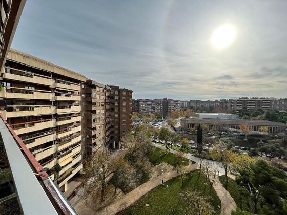 Foto 1 de Venta de piso en calle Miraflores de 4 habitaciones con terraza y garaje