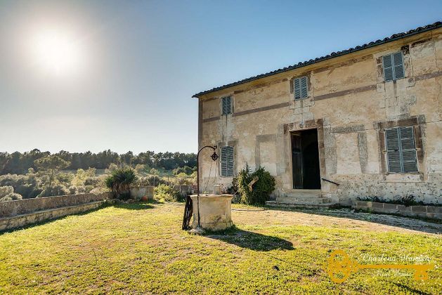 Foto 1 de Casa rural en venda a Montuïri de 8 habitacions amb jardí