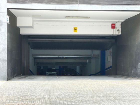 Foto 2 de Garatge en lloguer a La Sagrada Família de 15 m²