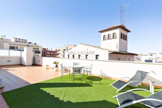 Foto 2 de Àtic en venda a Centre - Cornellà de Llobregat de 4 habitacions amb terrassa i balcó