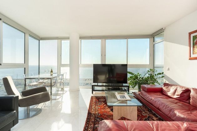 Foto 2 de Piso en venta en Diagonal Mar i el Front Marítim del Poblenou de 4 habitaciones con balcón y aire acondicionado