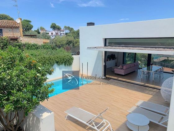 Foto 1 de Chalet en venta en Els Pins - Politur de 4 habitaciones con terraza y piscina