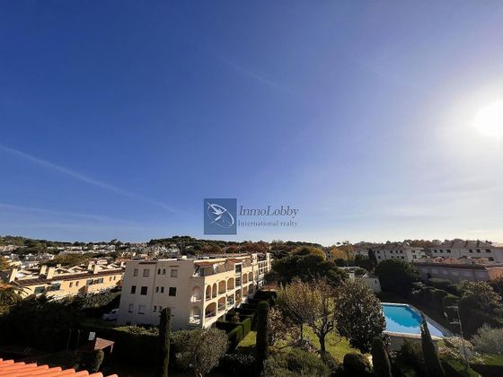 Foto 1 de Dúplex en lloguer a L'Eixample de 4 habitacions amb terrassa i piscina