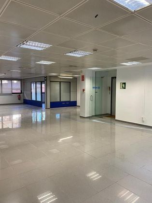 Foto 1 de Oficina en alquiler en Centre - Sabadell de 180 m²