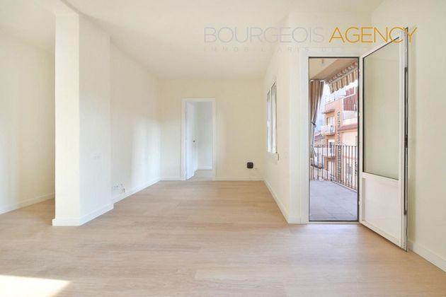 Foto 2 de Piso en venta en Creu de Barberà de 4 habitaciones con terraza y calefacción