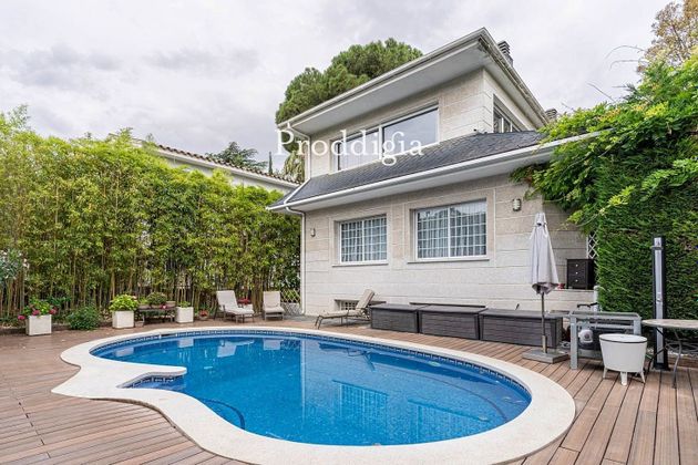 Foto 2 de Chalet en venta en Valldoreix de 5 habitaciones con terraza y piscina