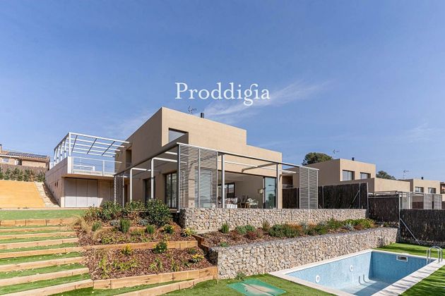 Foto 2 de Chalet en venta en Bellaterra de 6 habitaciones con terraza y piscina