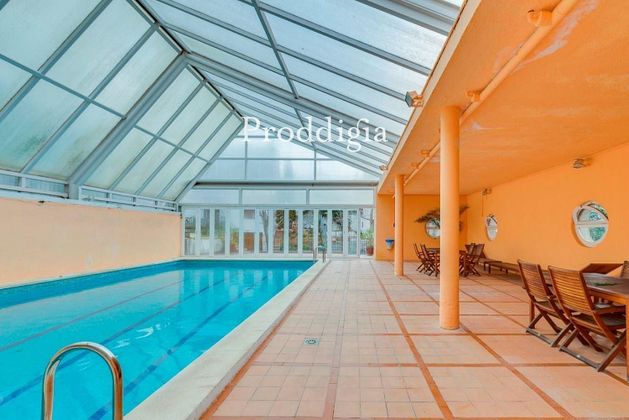 Foto 2 de Chalet en venta en Valldoreix de 5 habitaciones con piscina y jardín