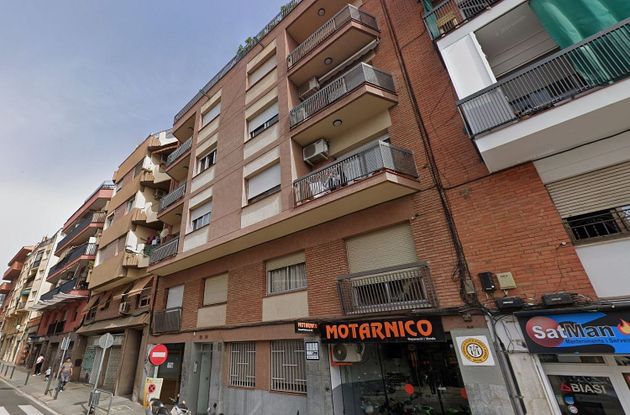 Foto 1 de Pis en venda a Centre - Hospitalet de Llobregat, L´ de 4 habitacions amb balcó i aire acondicionat