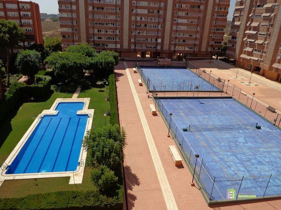 Foto 2 de Piso en venta en Palmeral - Urbanova  - Tabarca de 3 habitaciones con terraza y piscina