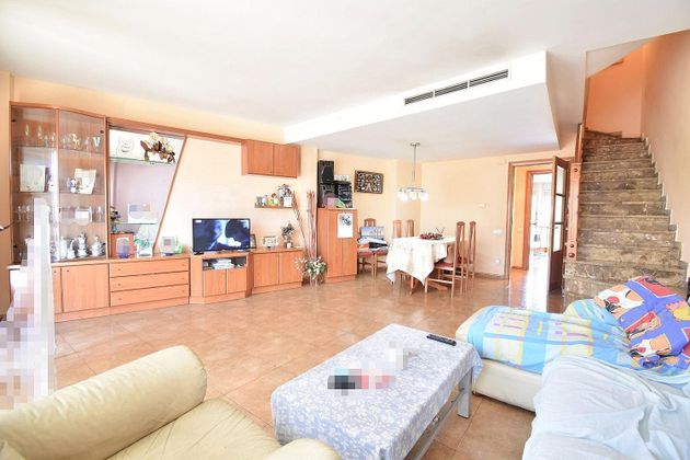 Foto 1 de Casa en venda a Hostalets de Pierola, Els de 3 habitacions amb terrassa i piscina