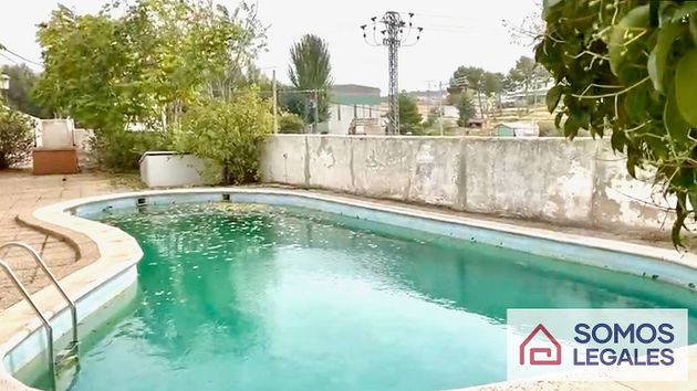 Foto 1 de Venta de chalet en Villaescusa de Haro de 4 habitaciones con terraza y piscina