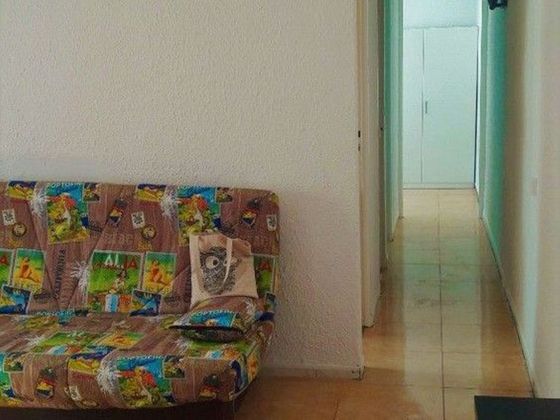 Foto 2 de Pis en venda a El Besós i el Maresme de 3 habitacions i 54 m²
