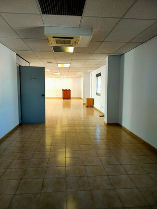 Foto 2 de Oficina en lloguer a La Indioteria de 215 m²