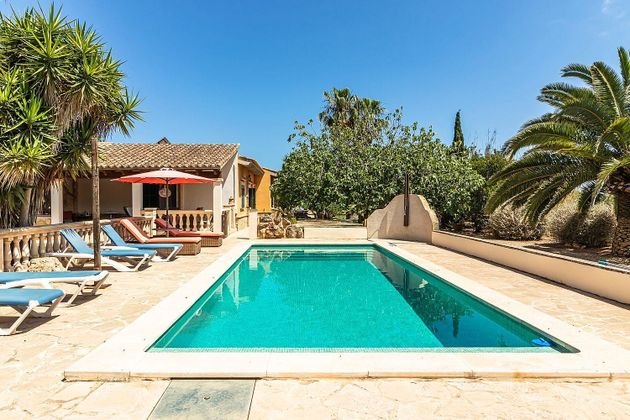 Foto 2 de Venta de chalet en Santanyí de 5 habitaciones con terraza y piscina