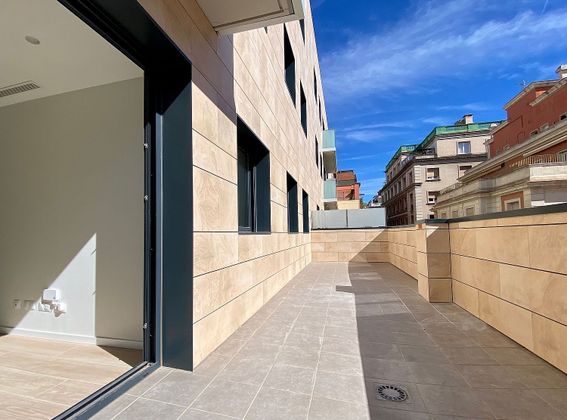 Foto 1 de Alquiler de piso en calle De Laforja de 3 habitaciones con terraza y aire acondicionado