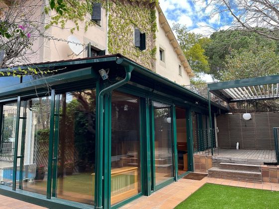 Foto 1 de Casa en venda a Sarrià de 5 habitacions amb terrassa i piscina