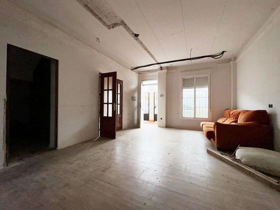 Foto 2 de Casa adossada en venda a calle Teresa de Calcuta de 3 habitacions amb terrassa