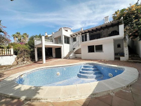 Foto 1 de Casa en venda a calle Girasoles de 3 habitacions amb terrassa i piscina