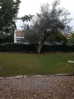 Foto 2 de Xalet en venda a El Zaudín - Club de Golf de 4 habitacions amb terrassa i piscina