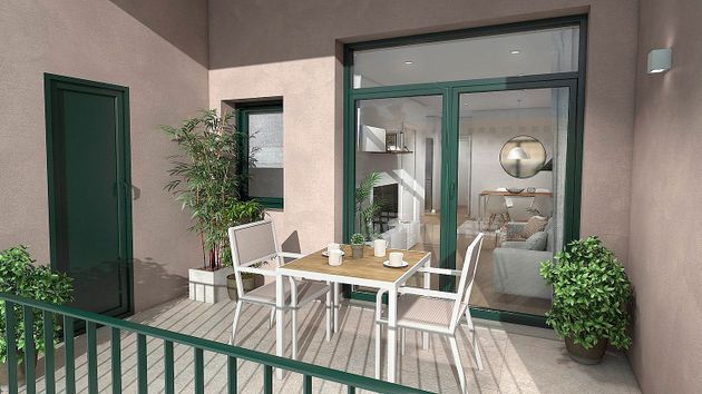 Foto 2 de Piso en venta en Centre - Badalona de 2 habitaciones con terraza y balcón