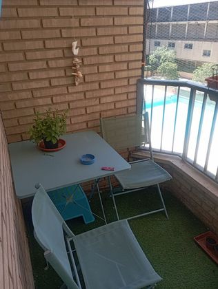Foto 2 de Piso en venta en Arrancapins de 2 habitaciones con terraza y piscina