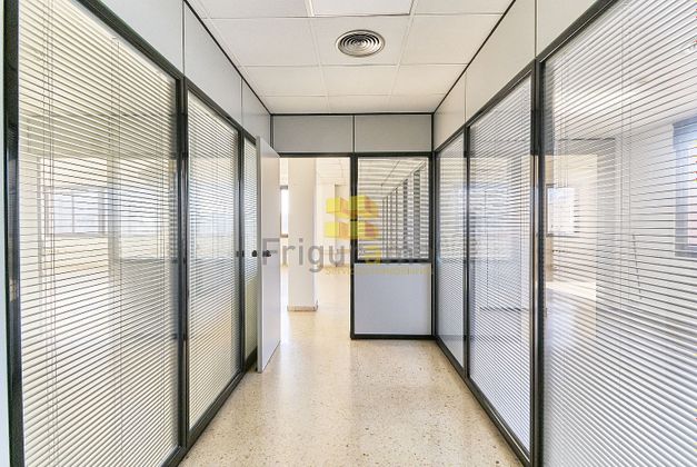 Foto 2 de Oficina en lloguer a Provençals del Poblenou amb calefacció i ascensor