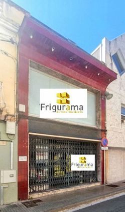 Foto 1 de Alquiler de local en Centre - Prat de Llobregat, El con terraza y aire acondicionado