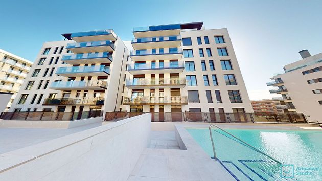 Foto 2 de Pis en lloguer a avenida Barcelona de 3 habitacions amb terrassa i piscina