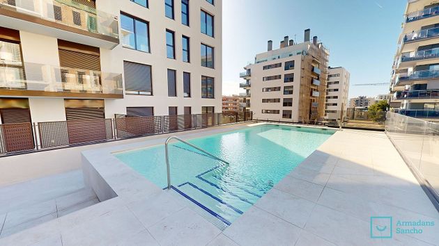 Foto 1 de Pis en lloguer a avenida Barcelona de 3 habitacions amb terrassa i piscina