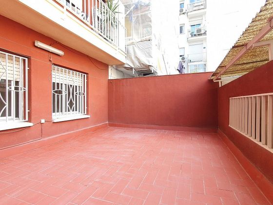 Foto 2 de Venta de piso en El Bon Pastor de 4 habitaciones con terraza y calefacción