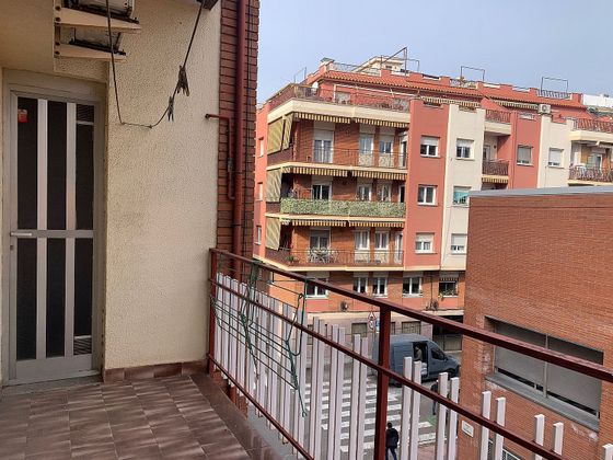Foto 2 de Venta de piso en Vilapicina i la Torre Llobeta de 4 habitaciones con terraza y balcón