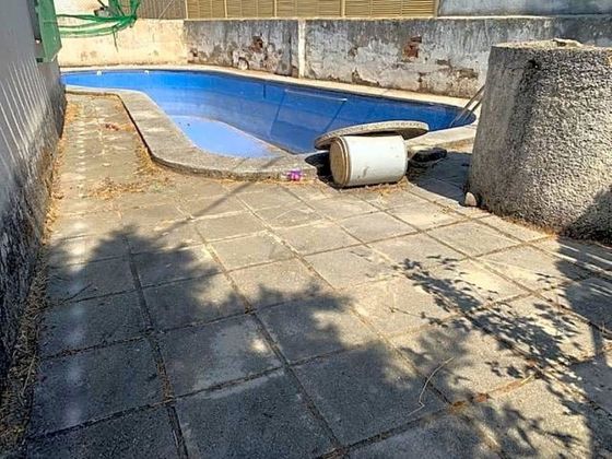 Foto 2 de Venta de chalet en Aldea del Fresno de 4 habitaciones con piscina