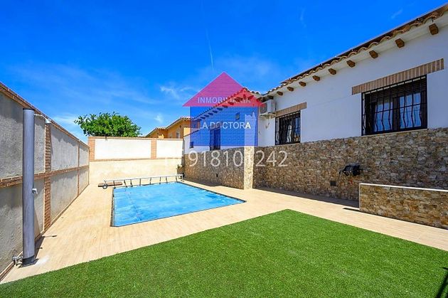 Foto 1 de Venta de chalet en Ventas de Retamosa (Las) de 4 habitaciones con piscina y aire acondicionado