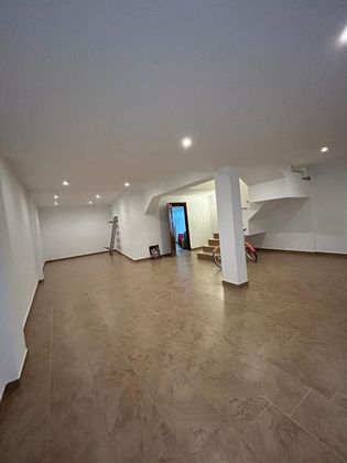 Foto 1 de Venta de casa en Mairena del Alcor de 4 habitaciones con terraza y aire acondicionado