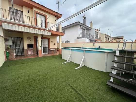 Foto 2 de Casa en venda a calle Acebuche de 3 habitacions amb terrassa i piscina