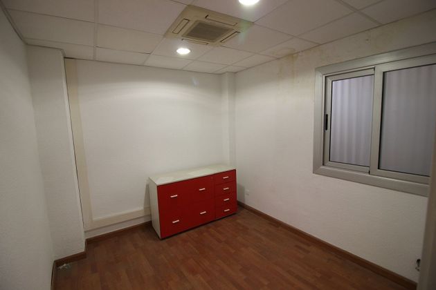 Foto 2 de Oficina en alquiler en calle Calvet de 40 m²
