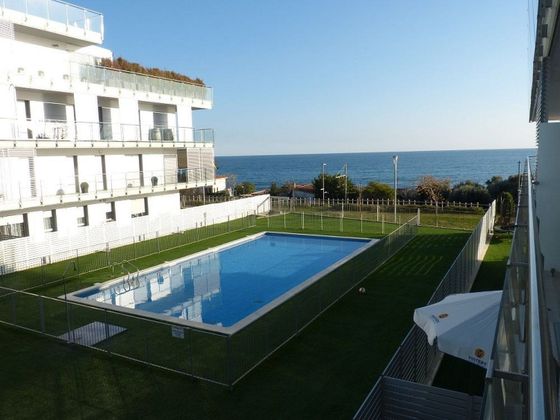 Foto 2 de Àtic en venda a Sant Andreu de Llavaneres de 1 habitació amb terrassa i piscina