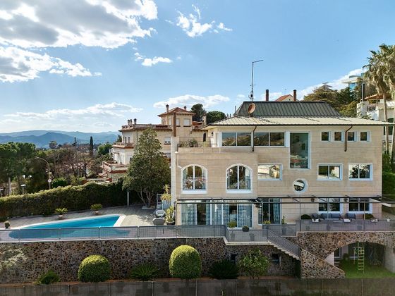 Foto 1 de Xalet en venda a calle De Ramon Llull de 5 habitacions amb terrassa i piscina
