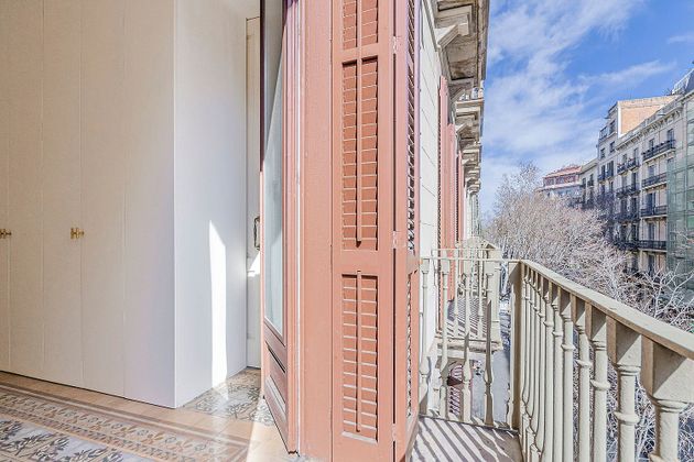 Foto 2 de Pis en venda a calle De Casp de 2 habitacions amb balcó i aire acondicionat
