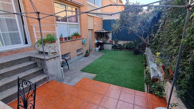 Foto 1 de Casa adossada en venda a Las Fuentes de 5 habitacions amb terrassa i jardí