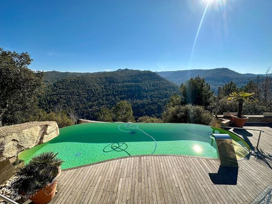 Foto 1 de Casa rural en venda a calle Cal Marquet de 6 habitacions amb terrassa i piscina