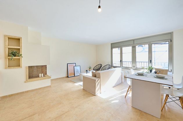 Foto 2 de Casa en venda a calle Sant Jordi de 4 habitacions amb terrassa i garatge