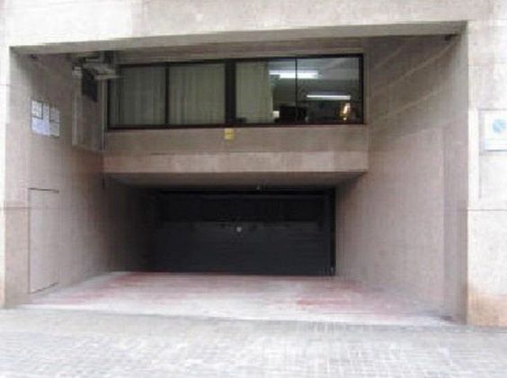 Foto 1 de Garatge en venda a calle Del Rosselló de 26 m²