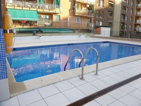 Foto 1 de Pis en venda a calle Gelida de 1 habitació amb piscina i balcó