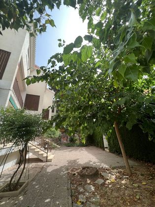 Foto 1 de Dúplex en venda a calle Nardos de 4 habitacions amb terrassa i garatge