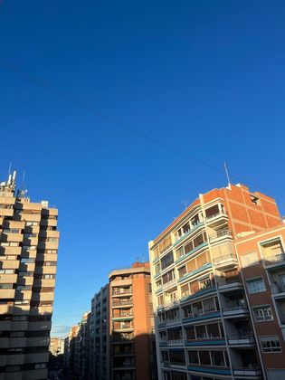 Foto 2 de Venta de piso en Centro - Murcia de 6 habitaciones con balcón y ascensor