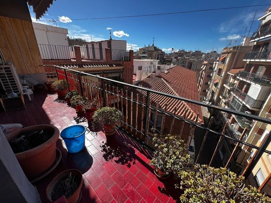 Foto 2 de Pis en venda a Centro - Murcia de 5 habitacions amb balcó i aire acondicionat