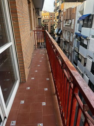 Foto 2 de Pis en venda a El Carmen de 4 habitacions amb garatge i balcó