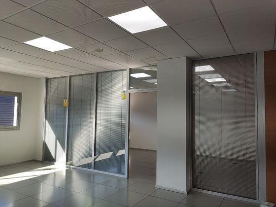 Foto 2 de Venta de oficina en calle Jaén con aire acondicionado y ascensor